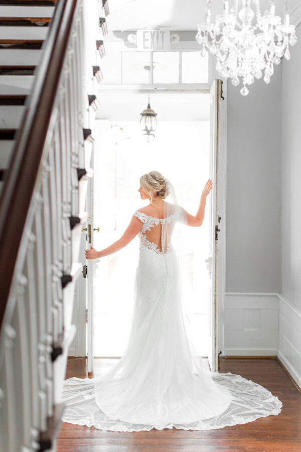themimshousebridalsession lesliealfordmimshouse raleighncweddingphotographer tiffanyljohnsonphotography 152